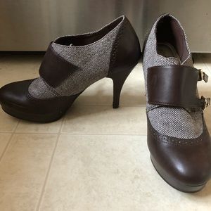 Brown heeled ankle boots